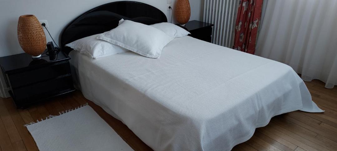 Photo of Bedroom in Velizy-Villacoublay