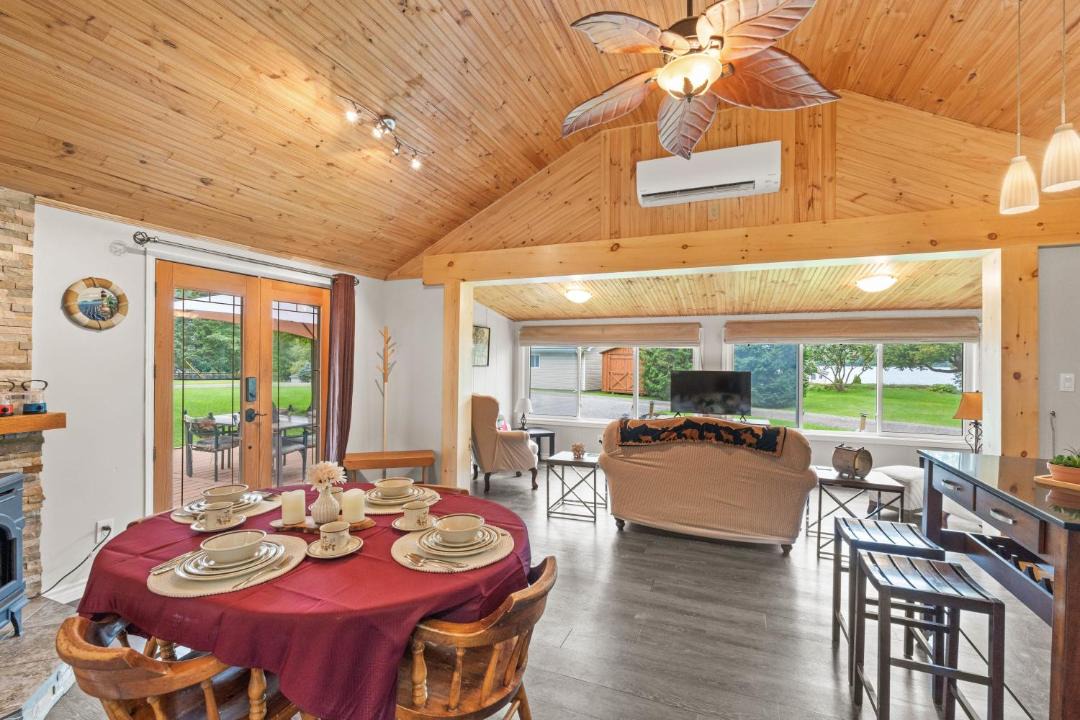 Photo of Kitchen in Rideau Lakes