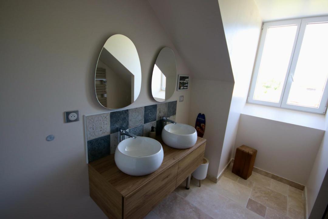 Photo of Bathroom in Tracy-sur-Mer