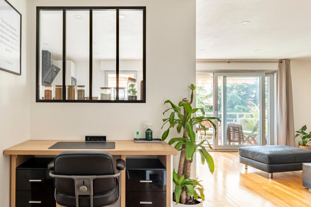 Photo of Livingroom in Charmettes - Bellecombe