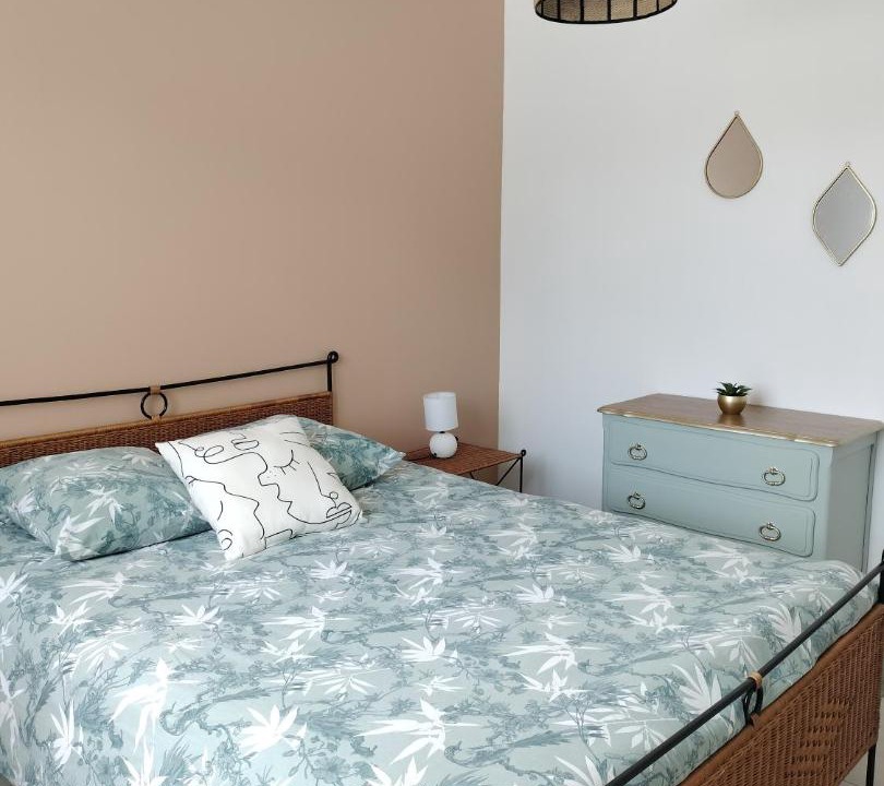 Photo of Bedroom in Dry
