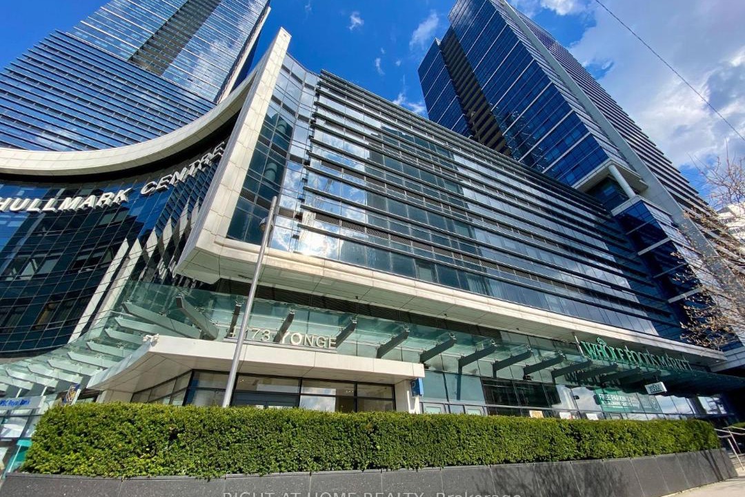 Photo of Buildings in Willowdale