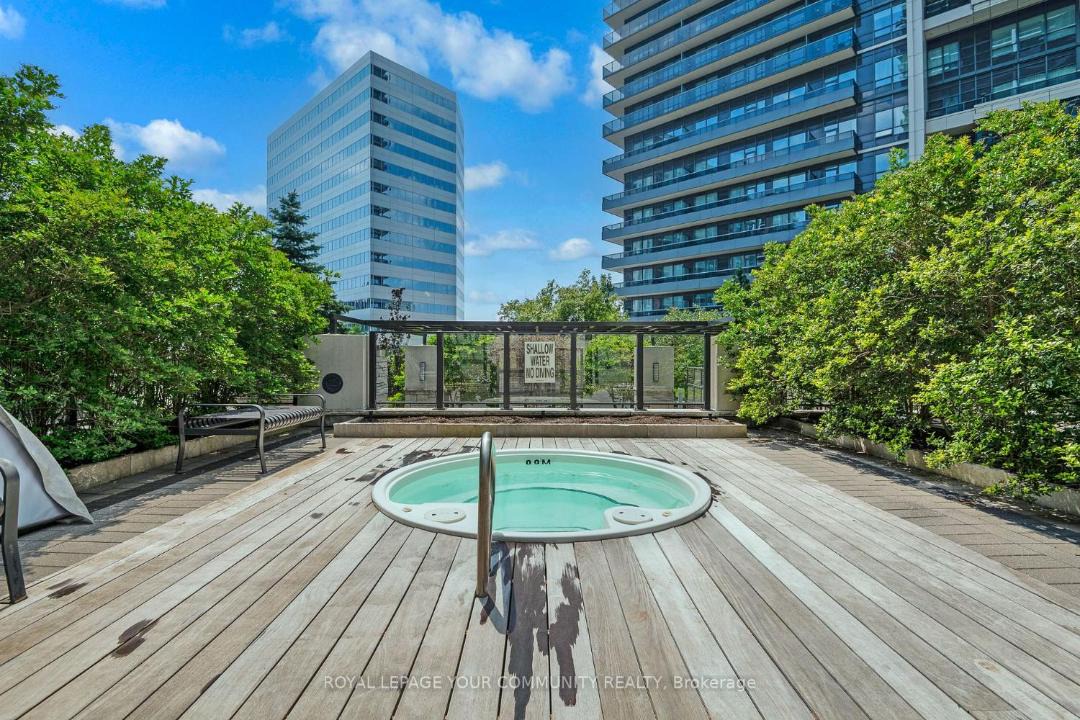 Photo of Patio Balcony in Willowdale