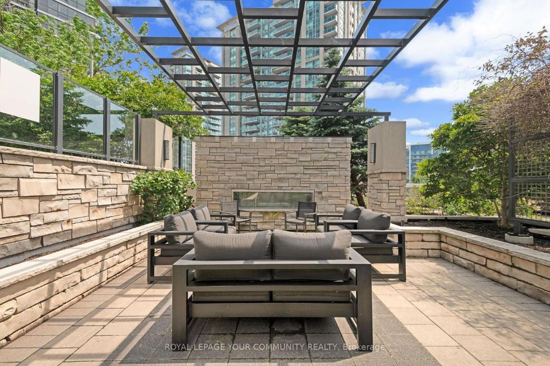 Photo of Patio Balcony in Willowdale