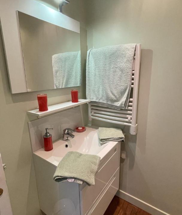Photo of Bathroom in Bretteville-sur-Odon