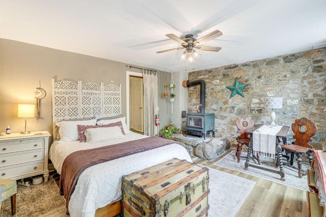 Photo of Bedroom in Lambertville