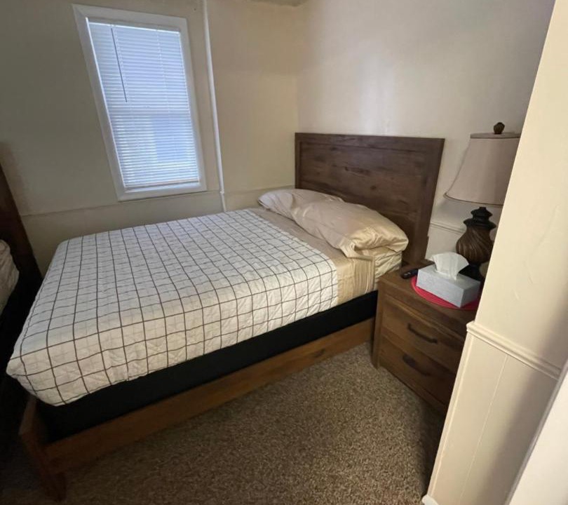 Photo of Bedroom in Lansing