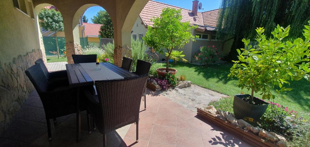 Photo of Patio Balcony in Balatonkeresztur