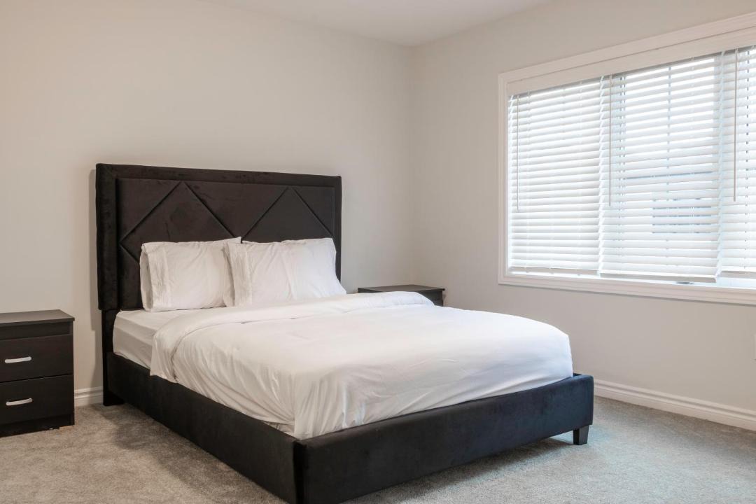 Photo of Bedroom in Thorold