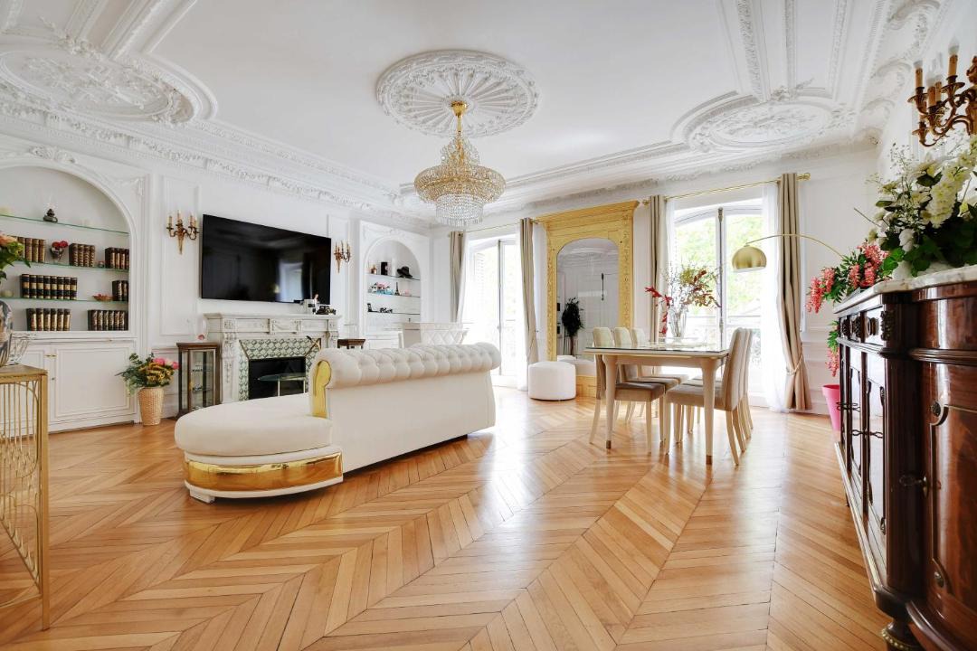 Photo of Livingroom in Chaillot
