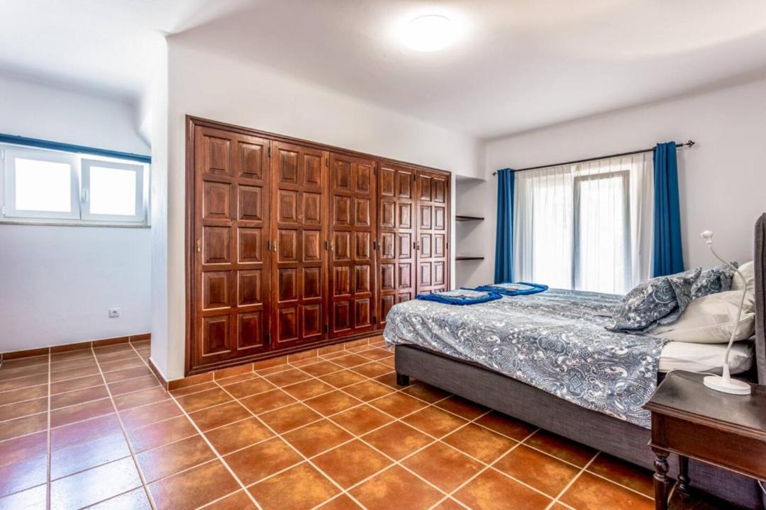 Photo of Bedroom in Alporchinhos