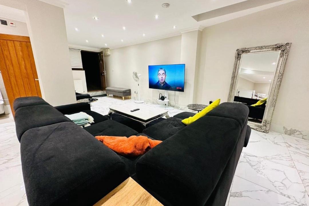 Photo of Livingroom in Sudbury