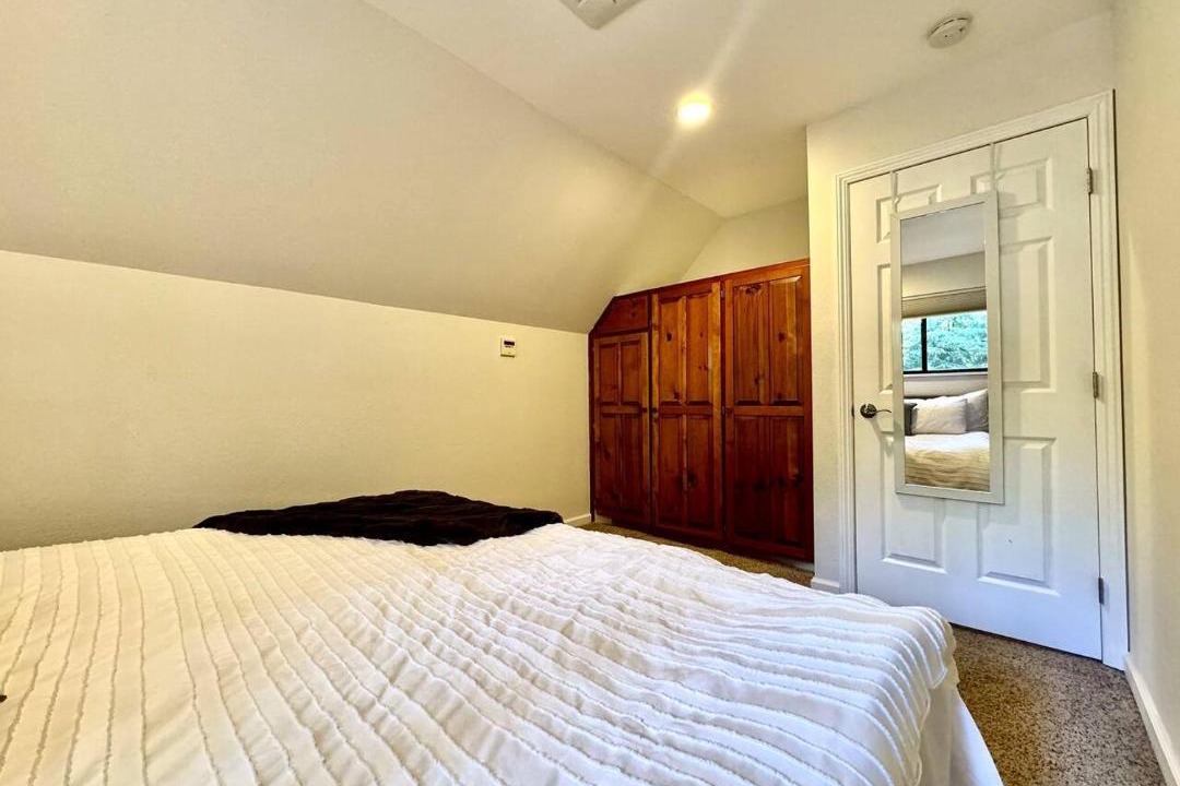 Photo of Bedroom in Pollock Pines