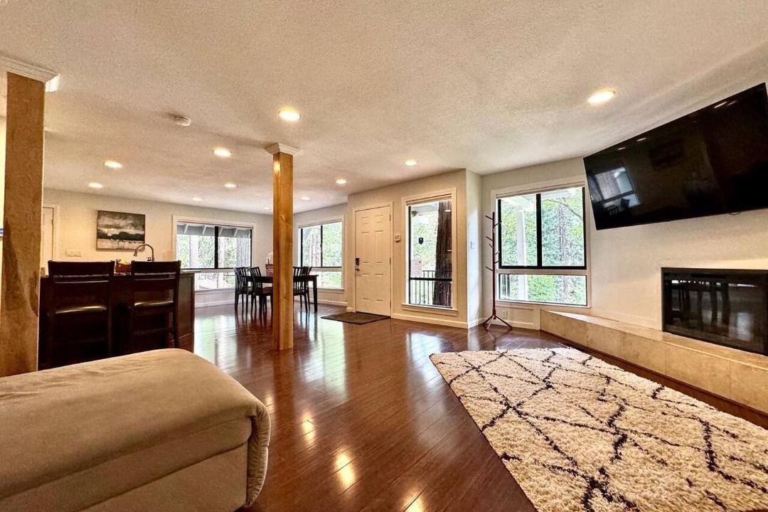 Photo of Livingroom in Pollock Pines