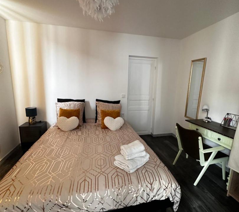 Photo of Bedroom in Saint-Germain-des-Fosses