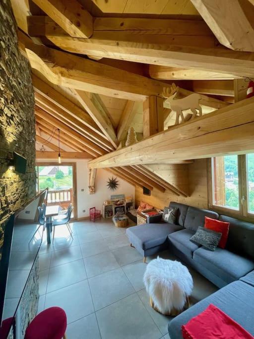 Photo of Livingroom in Montgellafrey