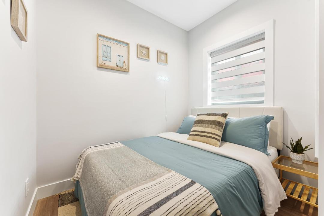 Photo of Bedroom in Fraserview
