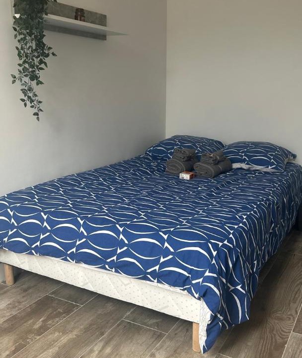 Photo of Bedroom in 10th Arrondissement
