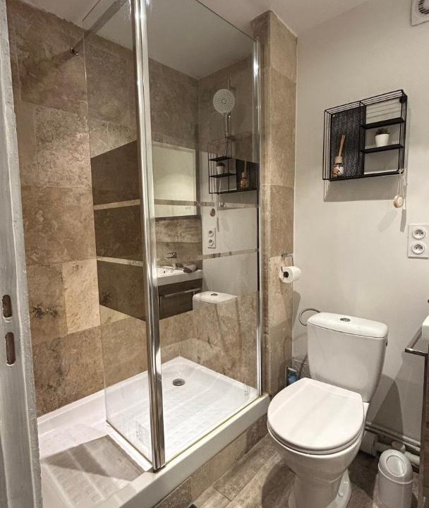 Photo of Bathroom in 10th Arrondissement