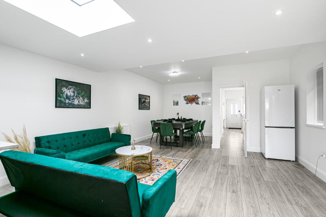 Photo of Livingroom in London Borough of Hounslow