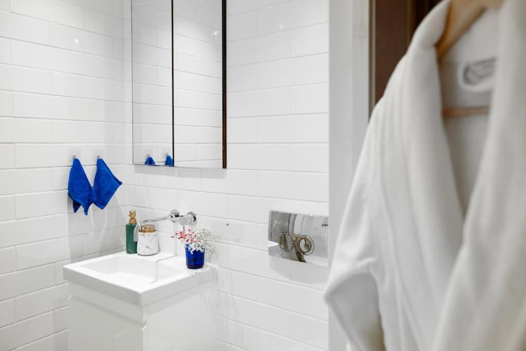 Photo of Bathroom in Covent Garden