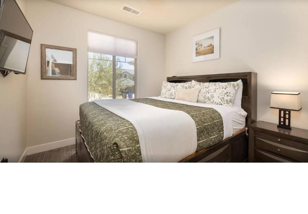 Photo of Bedroom in Sienna Hills