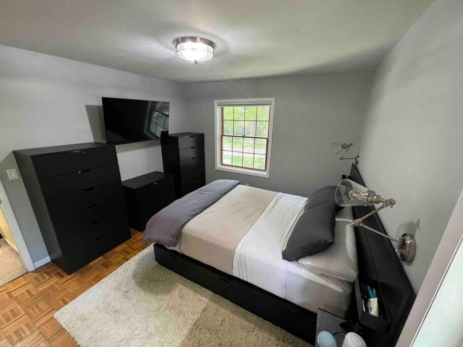 Photo of Bedroom in Ann Arbor