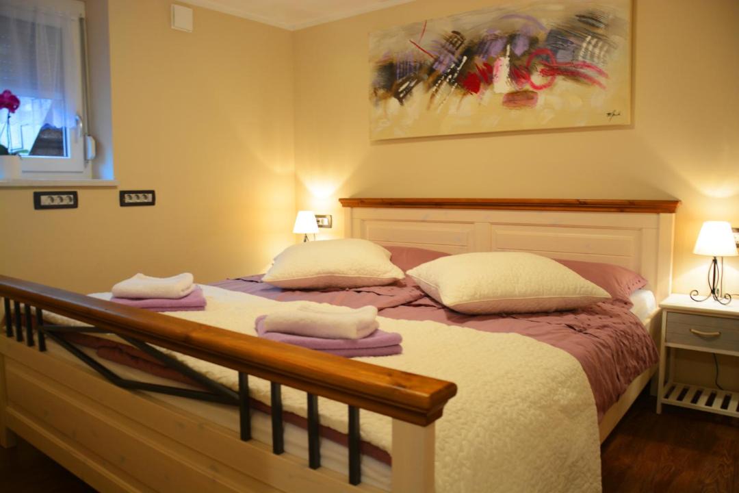 Photo of Bedroom in Siska District