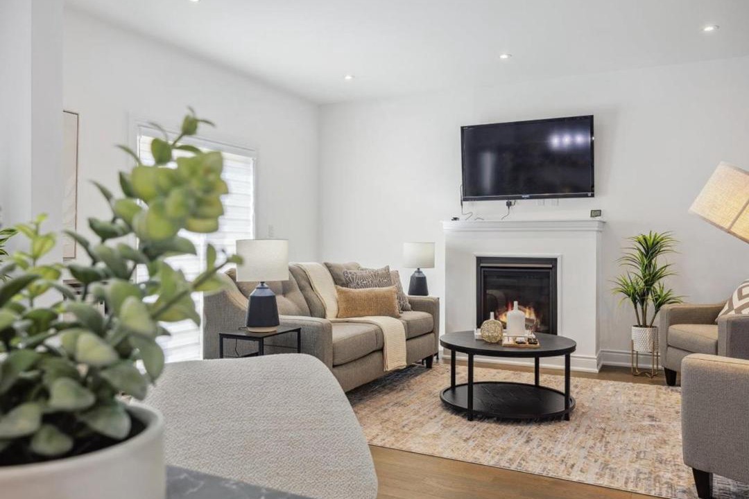 Photo of Livingroom in Innisfil