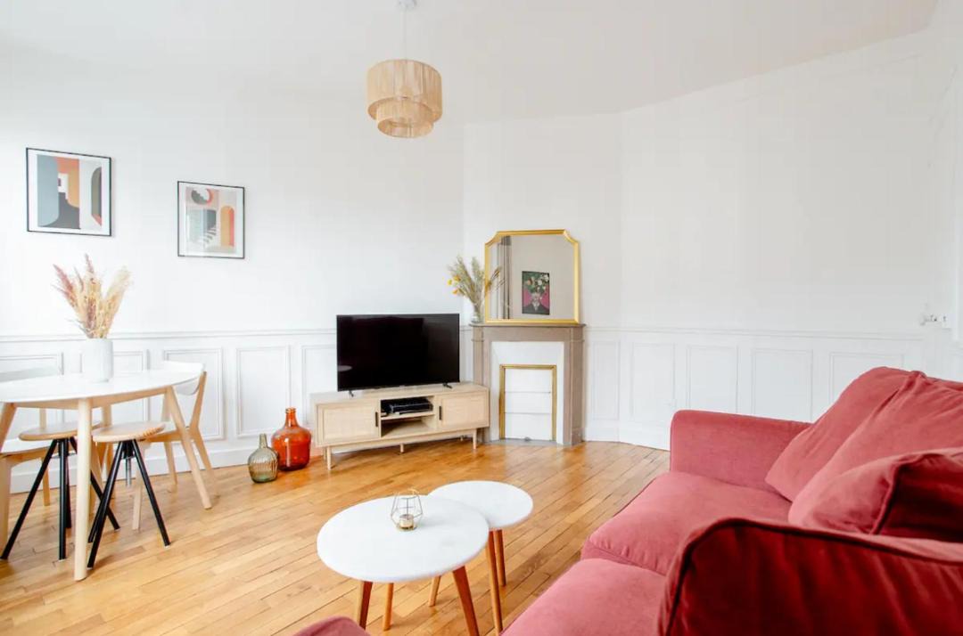 Photo of Livingroom in Suresnes