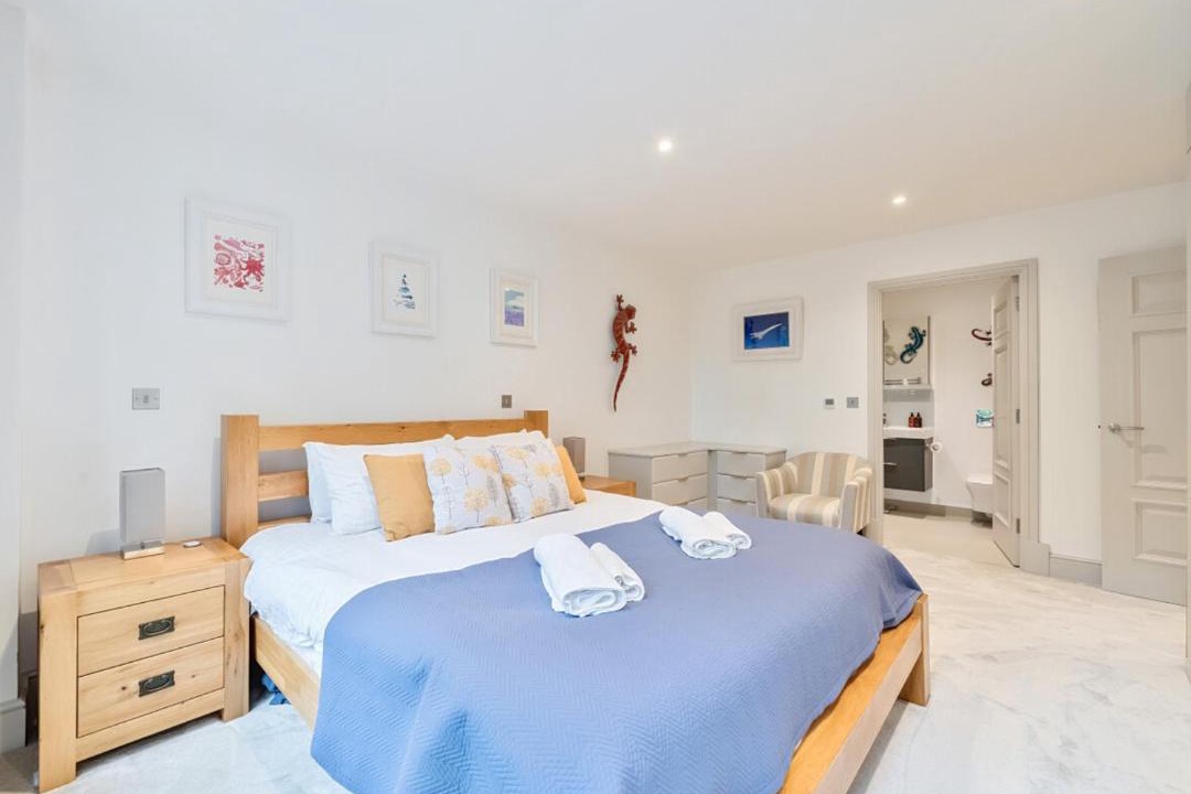 Photo of Bedroom in Weybridge