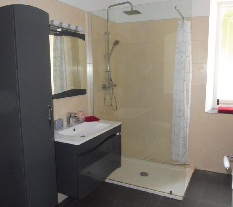 Photo of Bathroom in Labruguiere