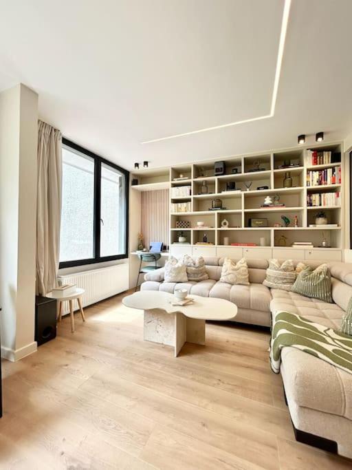 Photo of Livingroom in Porte-Dauphine
