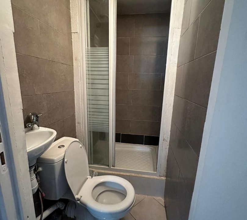 Photo of Bathroom in Le Blanc-Mesnil