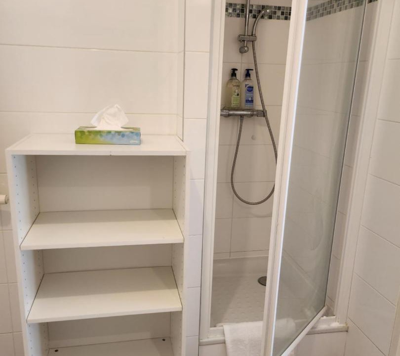 Photo of Bathroom in Suresnes