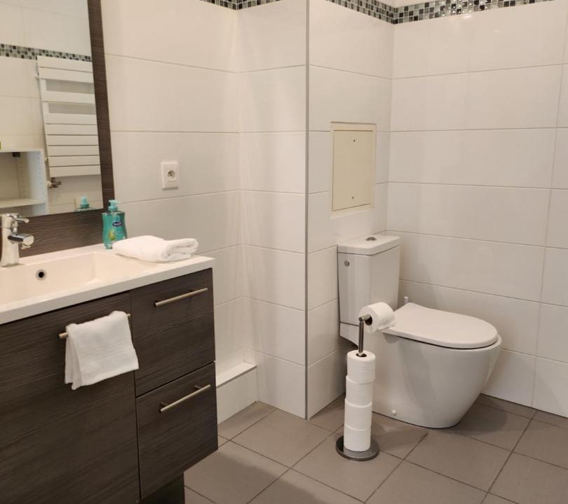 Photo of Bathroom in Suresnes