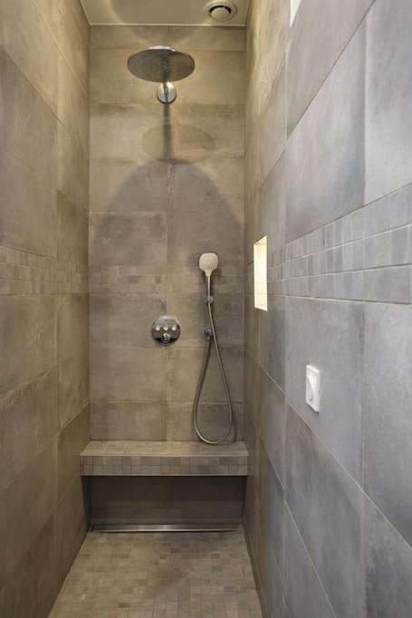 Photo of Bathroom in Madeleine