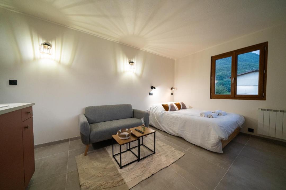 Photo of Bedroom in Albertville