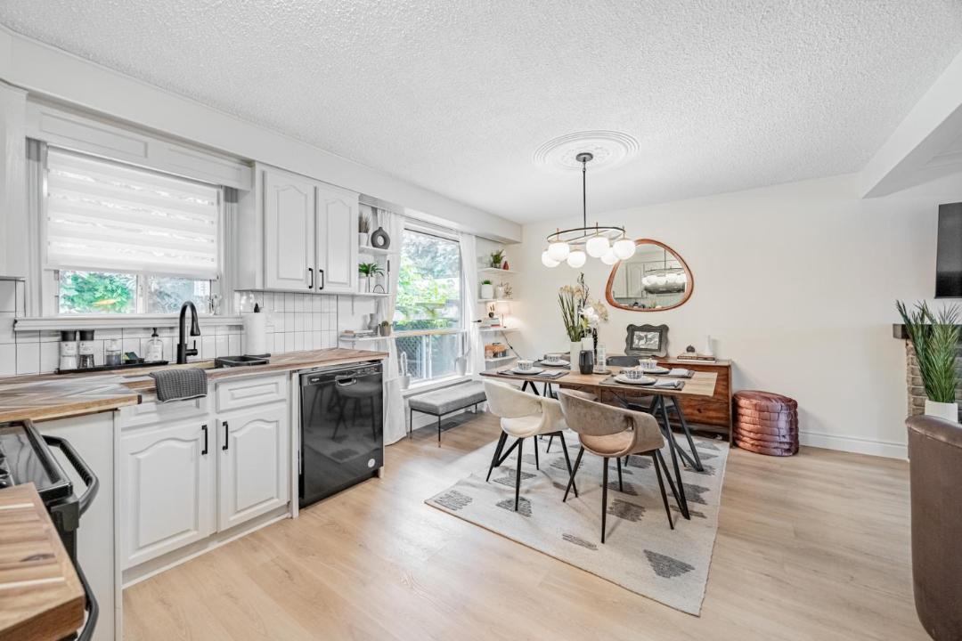 Photo of Kitchen in Lakeview