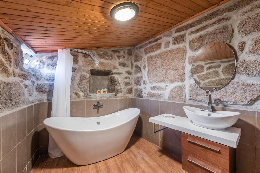Photo of Bathroom in Cabril