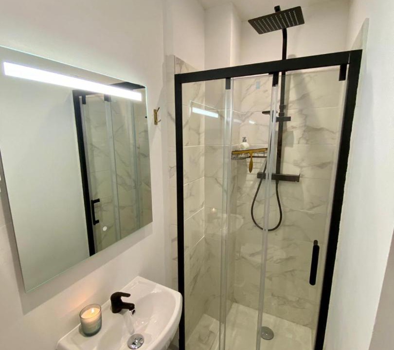 Photo of Bathroom in Quartier du chateau
