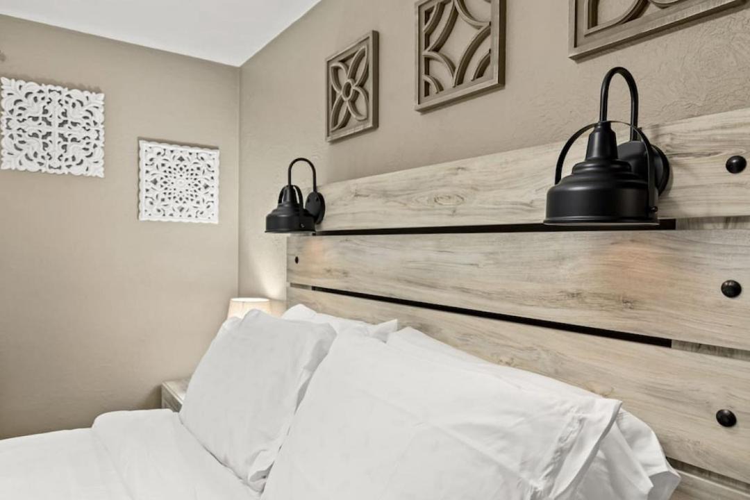 Photo of Bedroom in Sunnyland