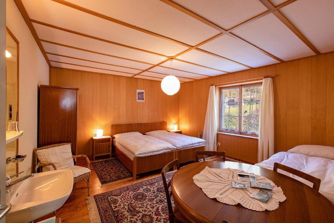 Photo of Bedroom in Li Curt