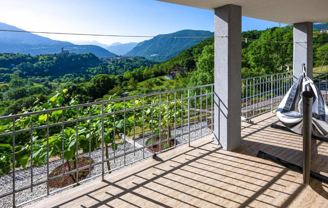 Photo of Patio Balcony in Lamon