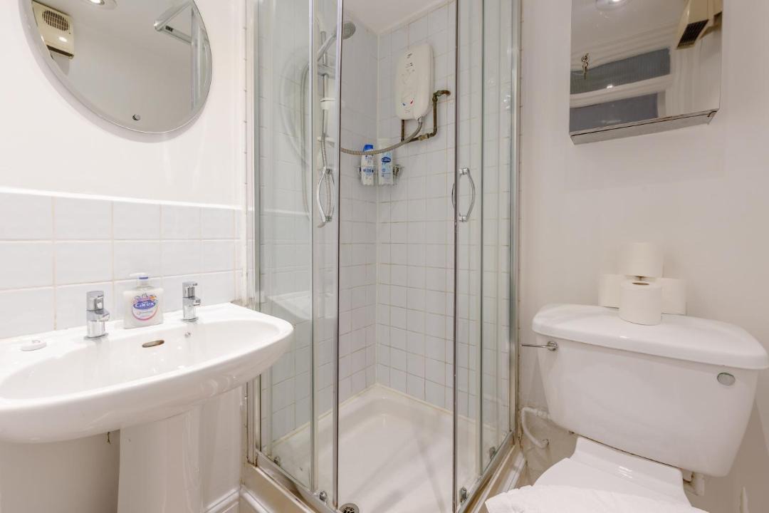 Photo of Bathroom in Bayswater