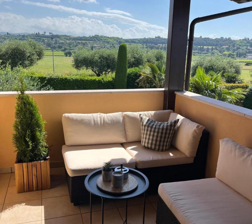 Photo of Patio Balcony in Calmasino