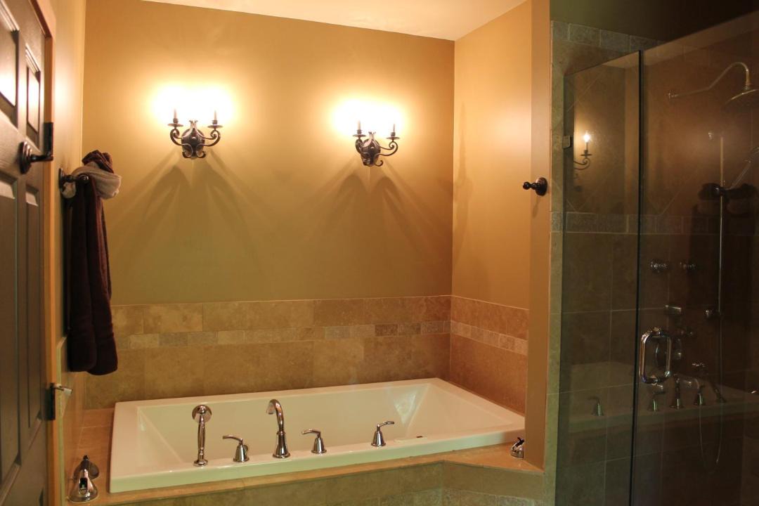 Photo of Bathroom in Robson