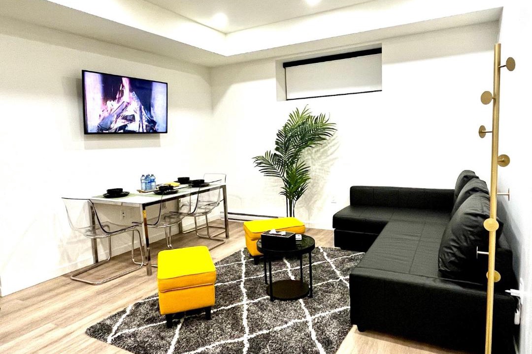 Photo of Livingroom in Willoughby