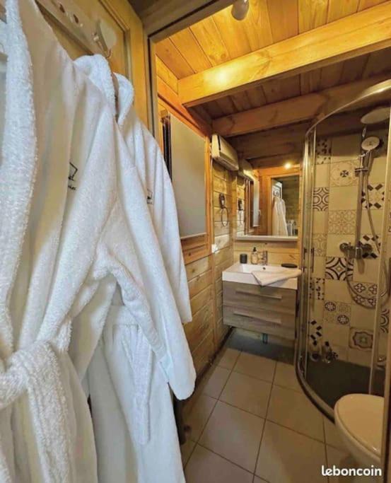 Photo of Bathroom in Rochesson