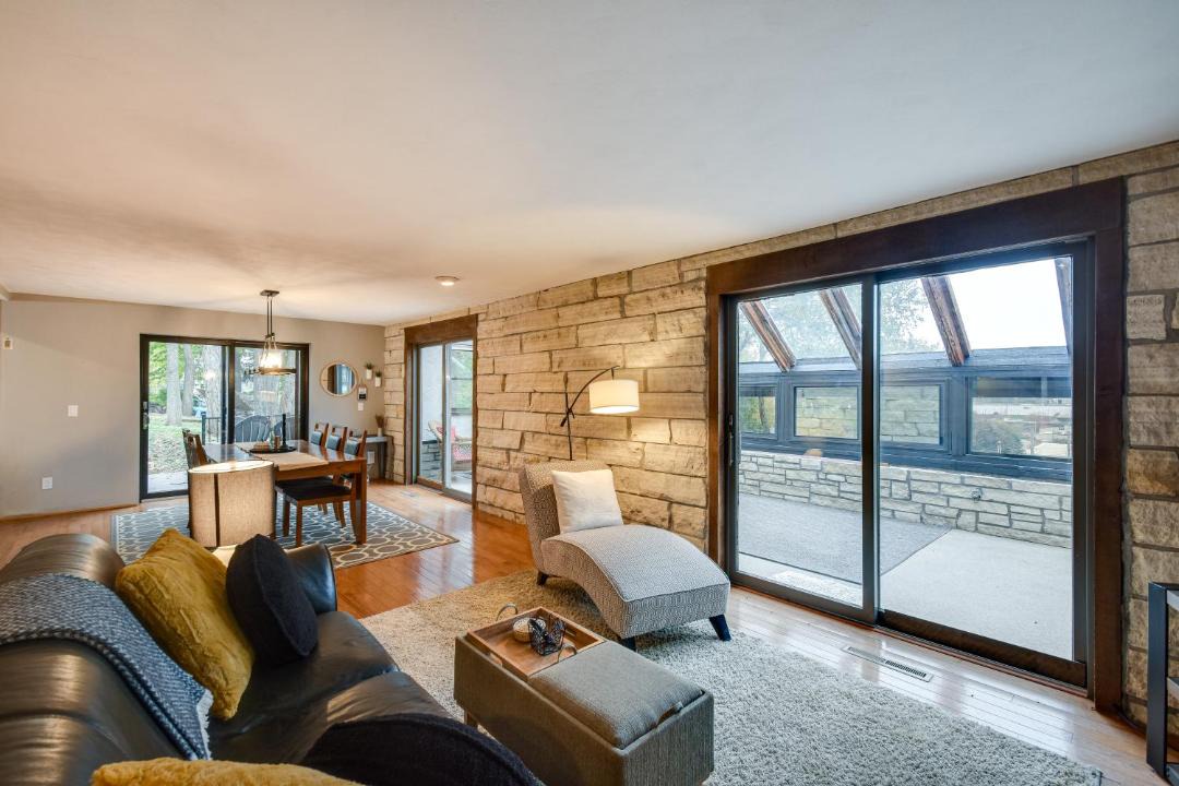 Photo of Livingroom in Bettendorf